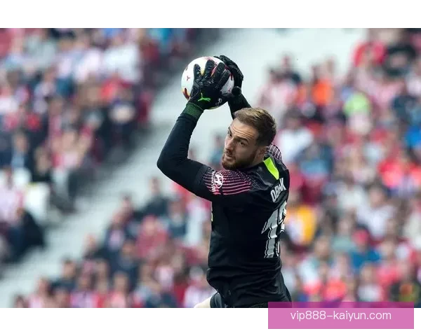 奥布拉克双脚出球稳定性提升，成为球队后场组织关键一环